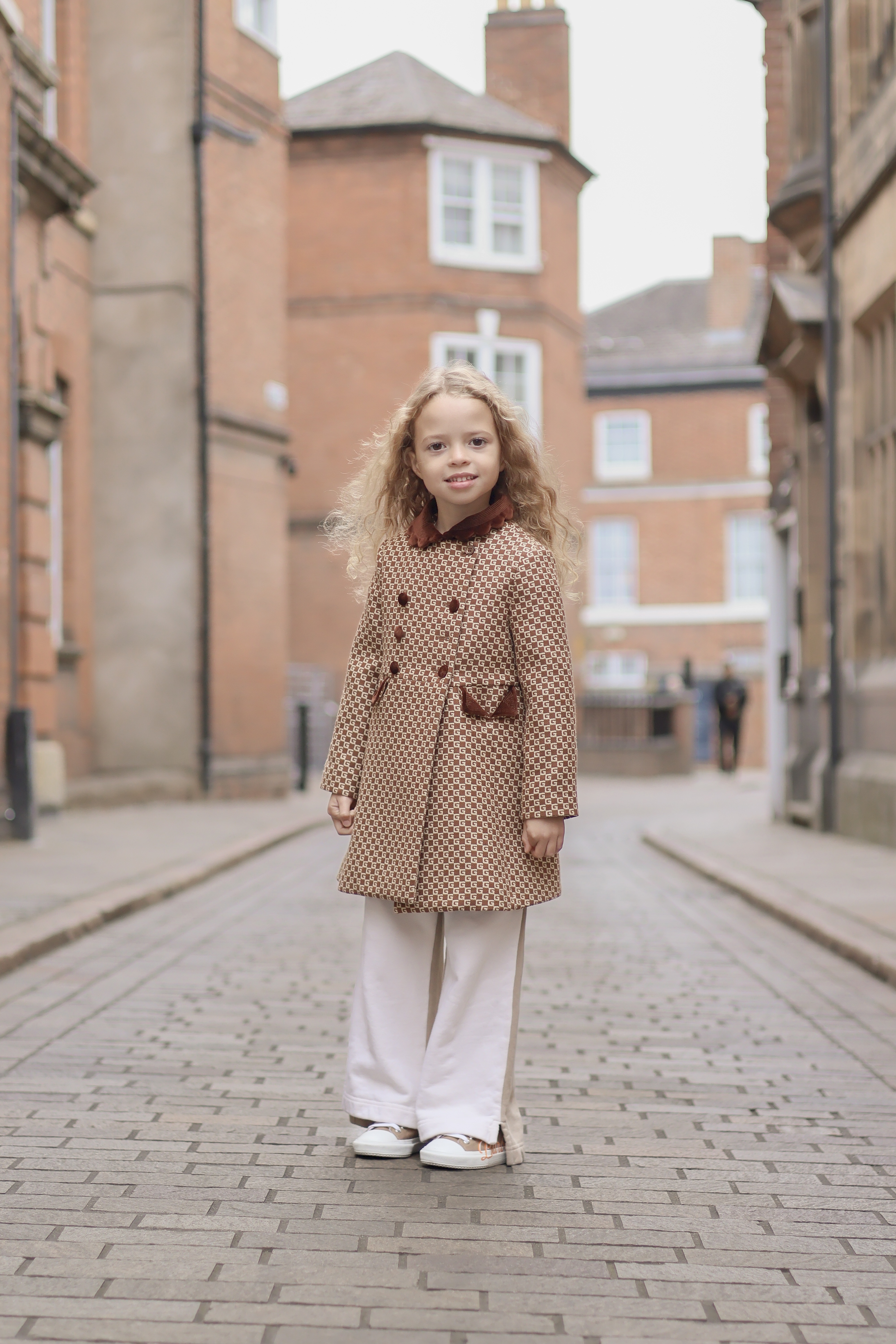 2. RECEIVE & WEAR-alt