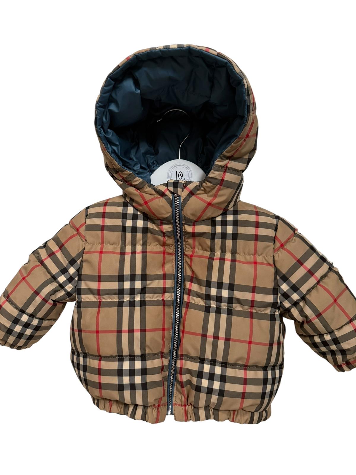 BURBERRY フード付きジャケット 6Y(116cm) BURBERRY フード付きジャケット 6Y(116cm) BURBERRY フード付き